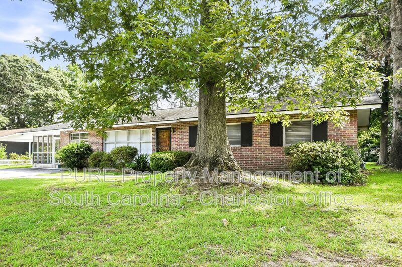 628 Constant Dr – photo 2