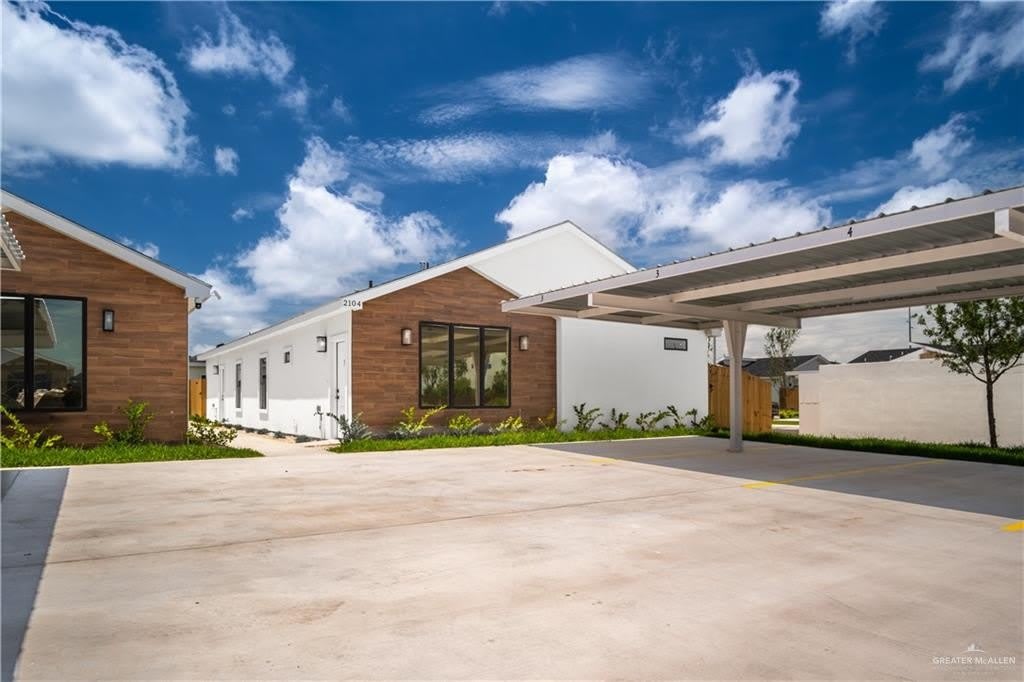 2104 E Viviana Street – photo 2