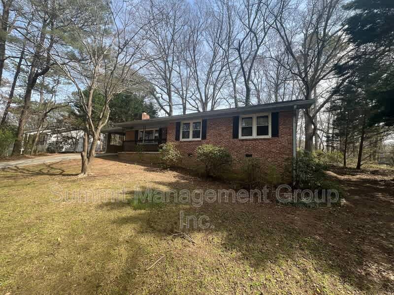 8293 Lakeview Drive Southwest – photo 1