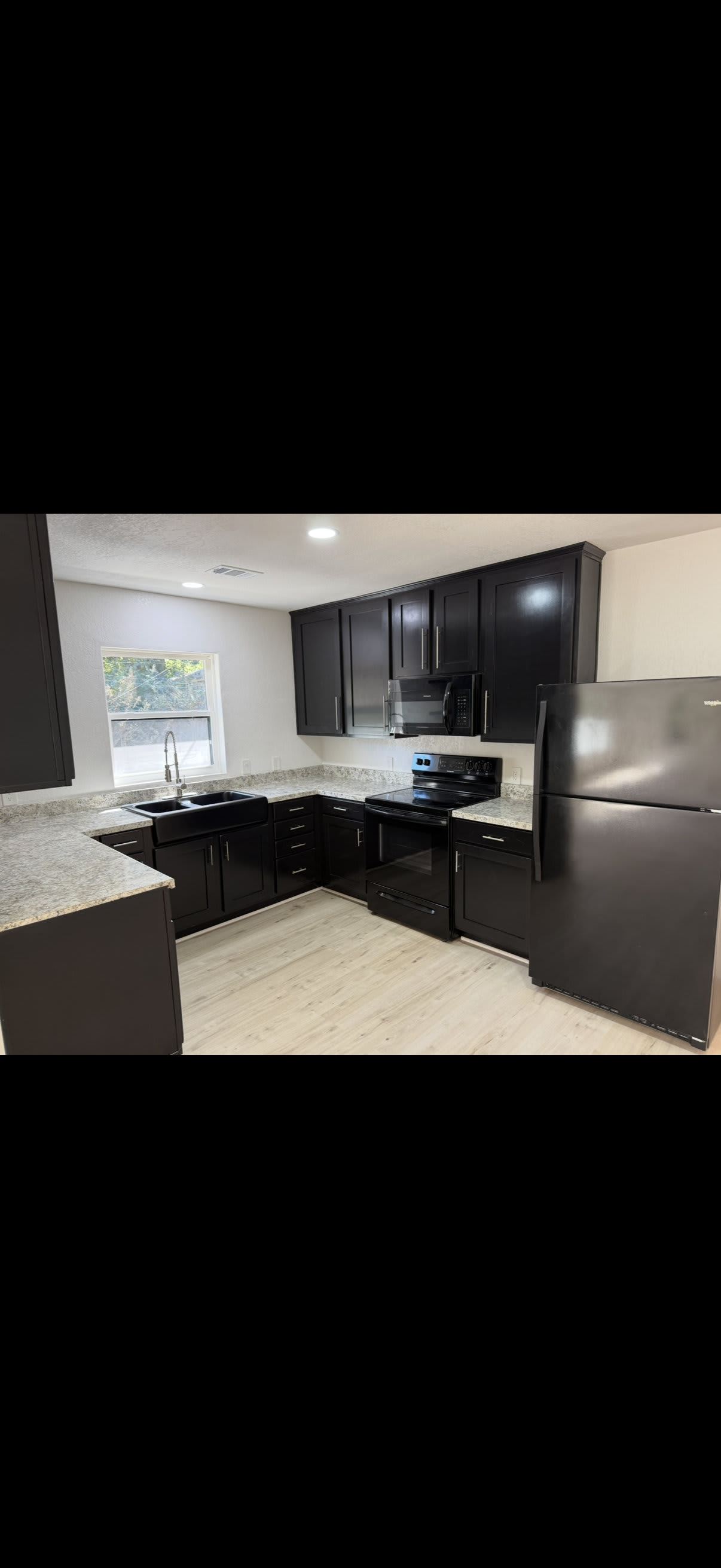 112 Poplar St – photo 4