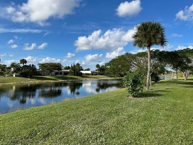 221 Lake Meryl Drive – photo 2