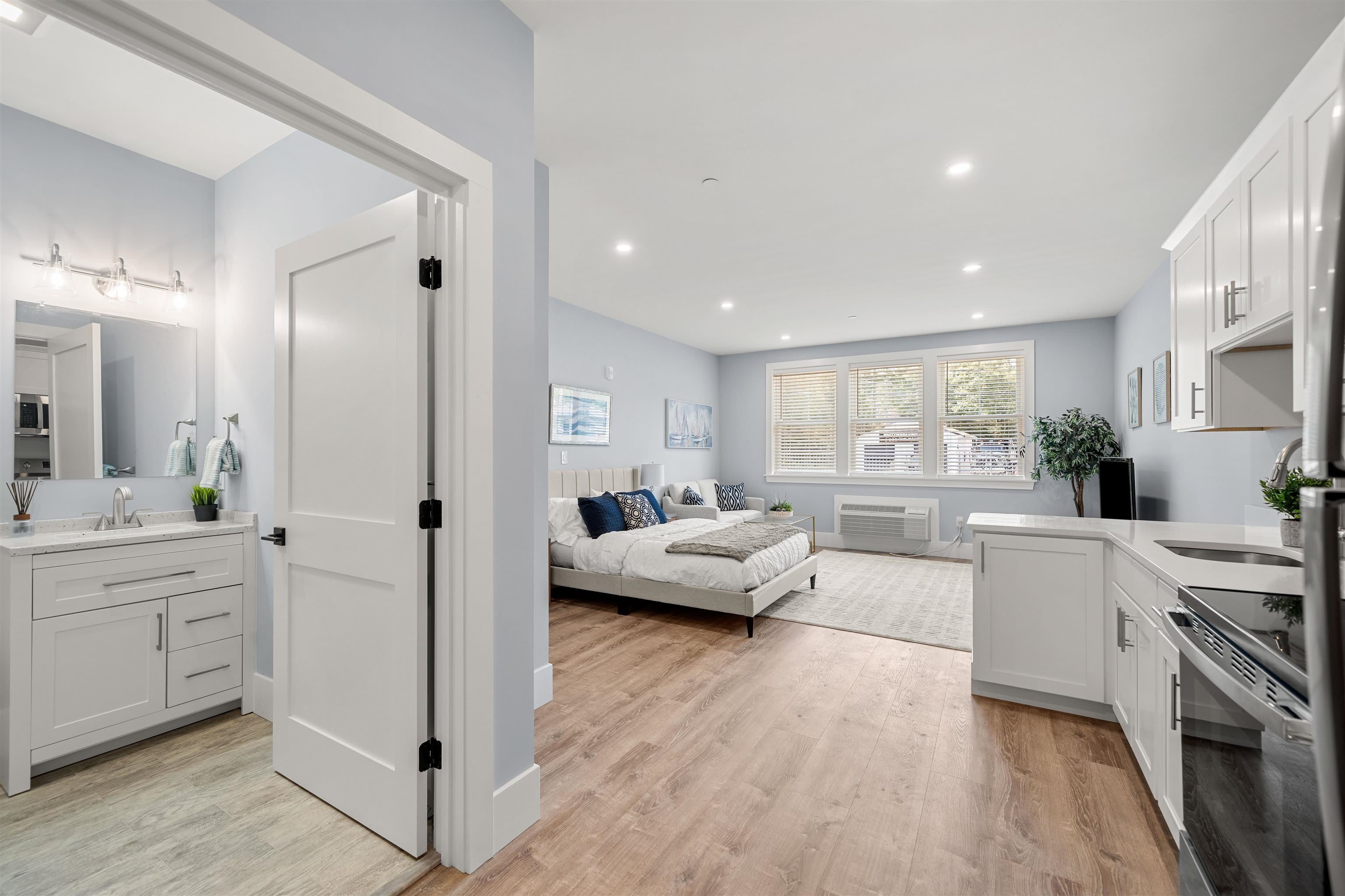238 Lafayette Road – photo 3