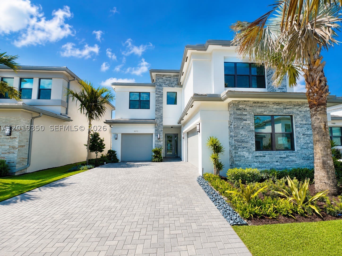 9172 Silver Marsh Ln – photo 1