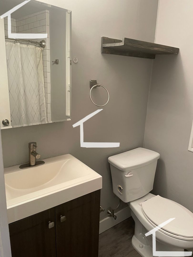 Huge 4 Bed In Southie – photo 1