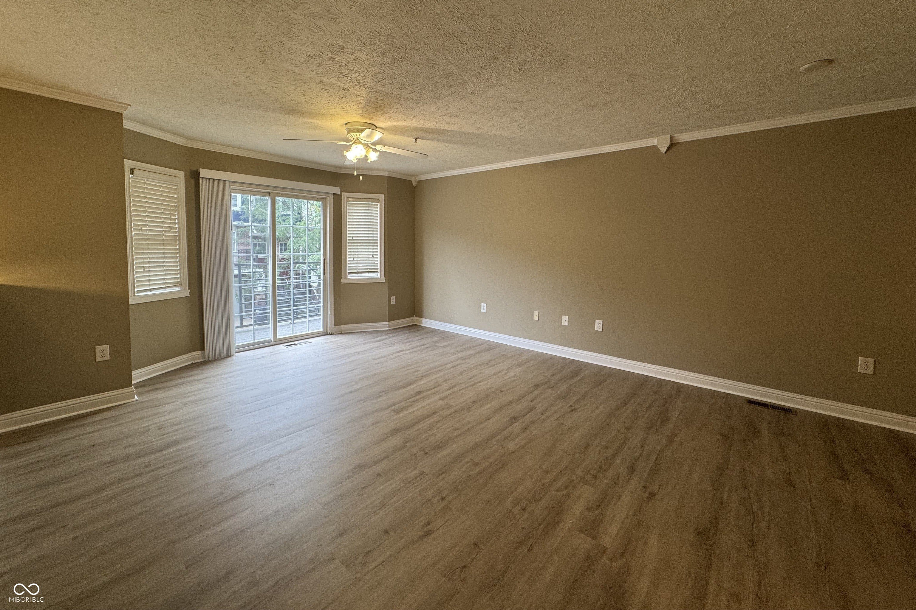 1475 Autumn Oak Street – photo 4