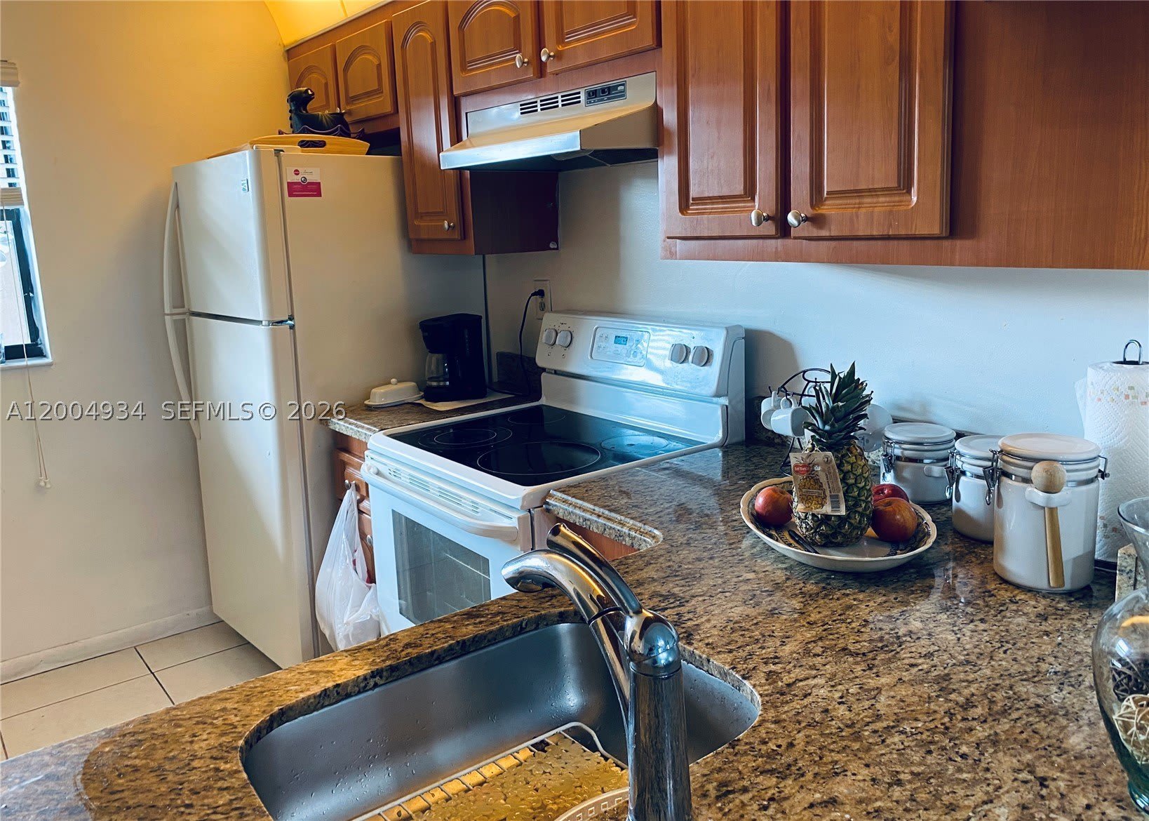 10633 NW 10th St – photo 3