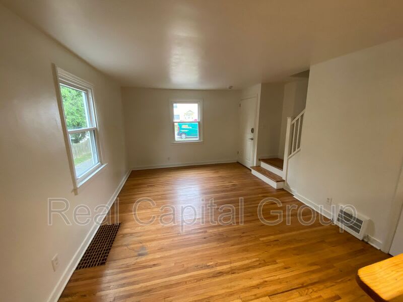 1 Virginia Rd – photo 2