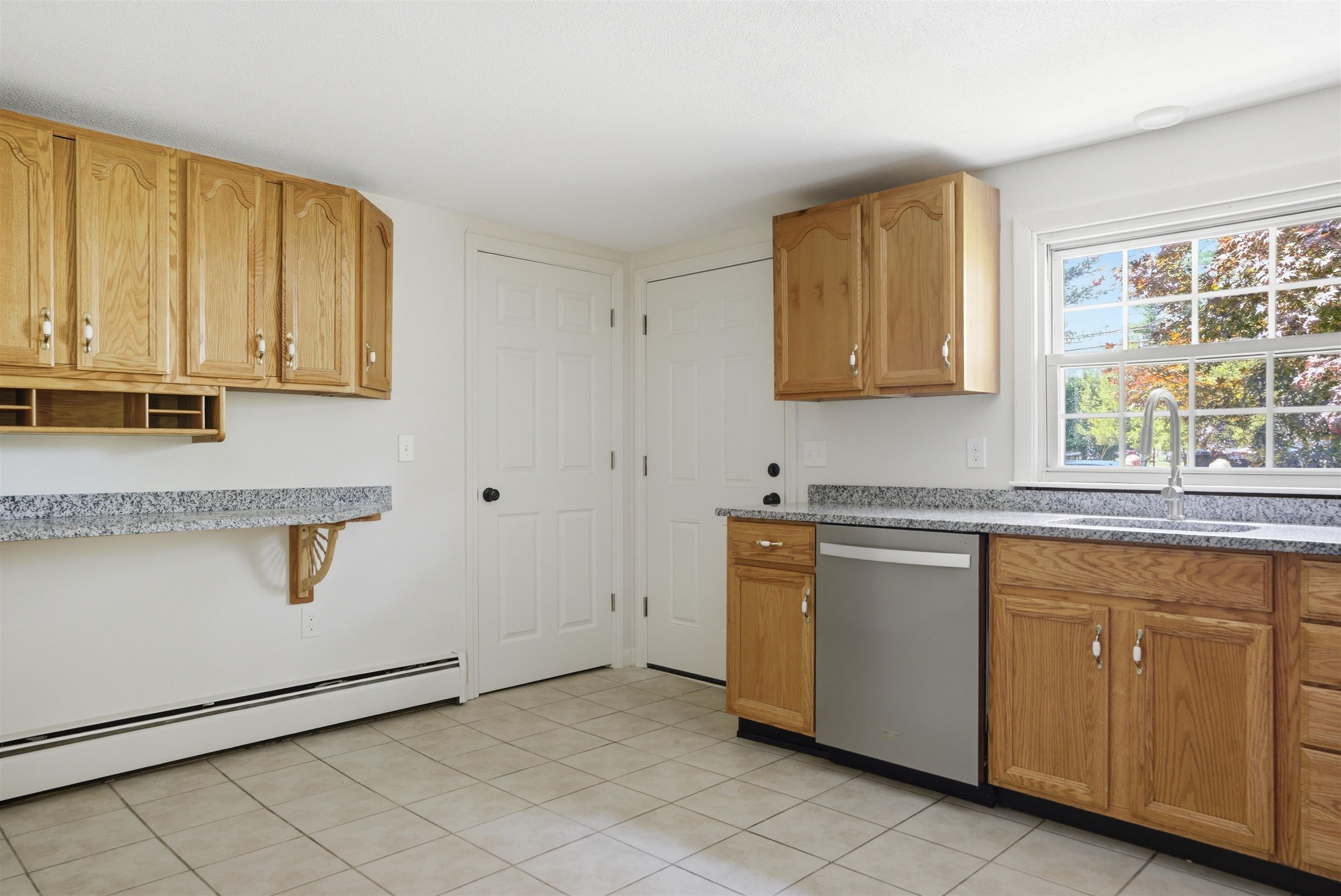 289 Derry Road – photo 5