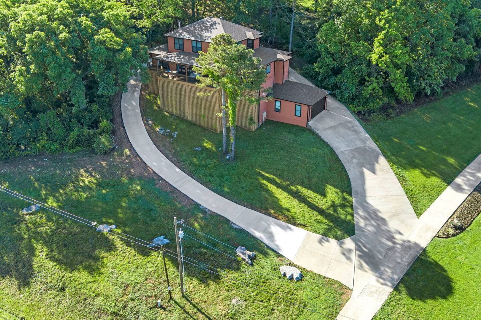 Modern Beaver Lake Retreat – photo 4