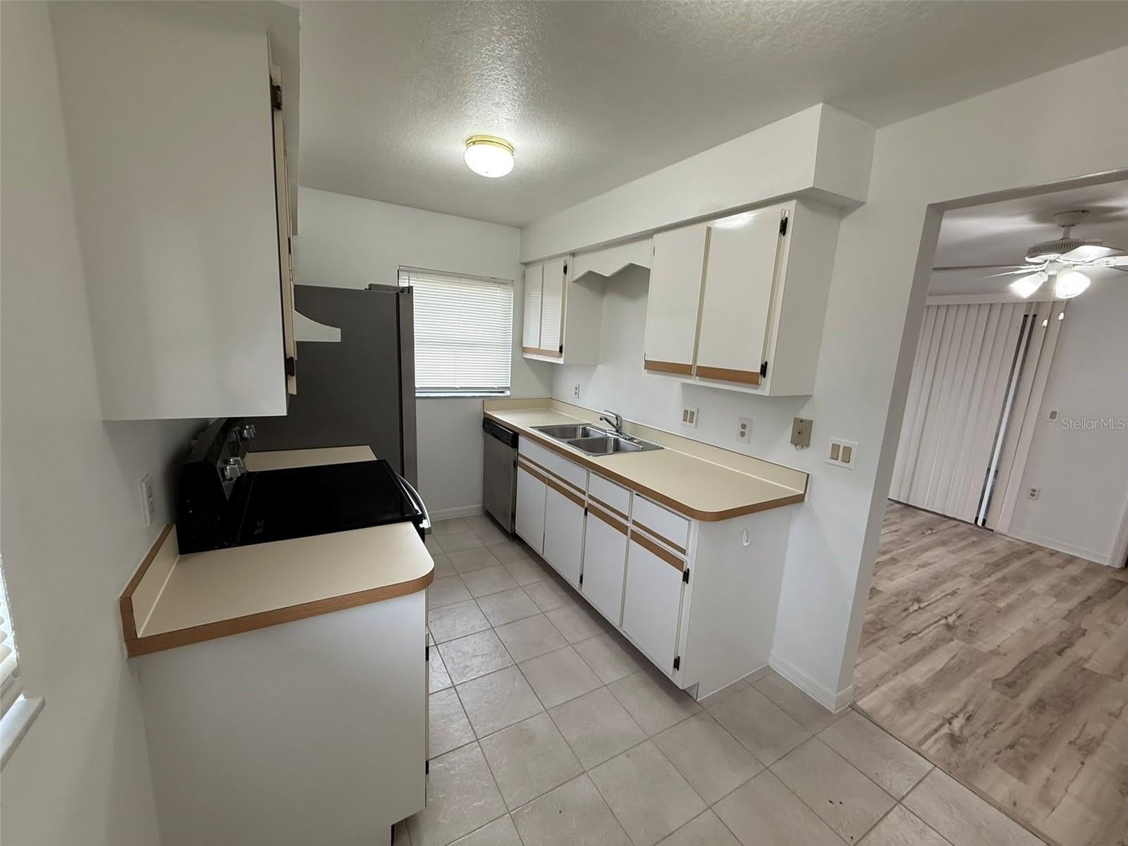 24540 HARBORVIEW Road – photo 3