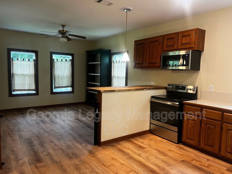 724 Brockton Road – photo 3
