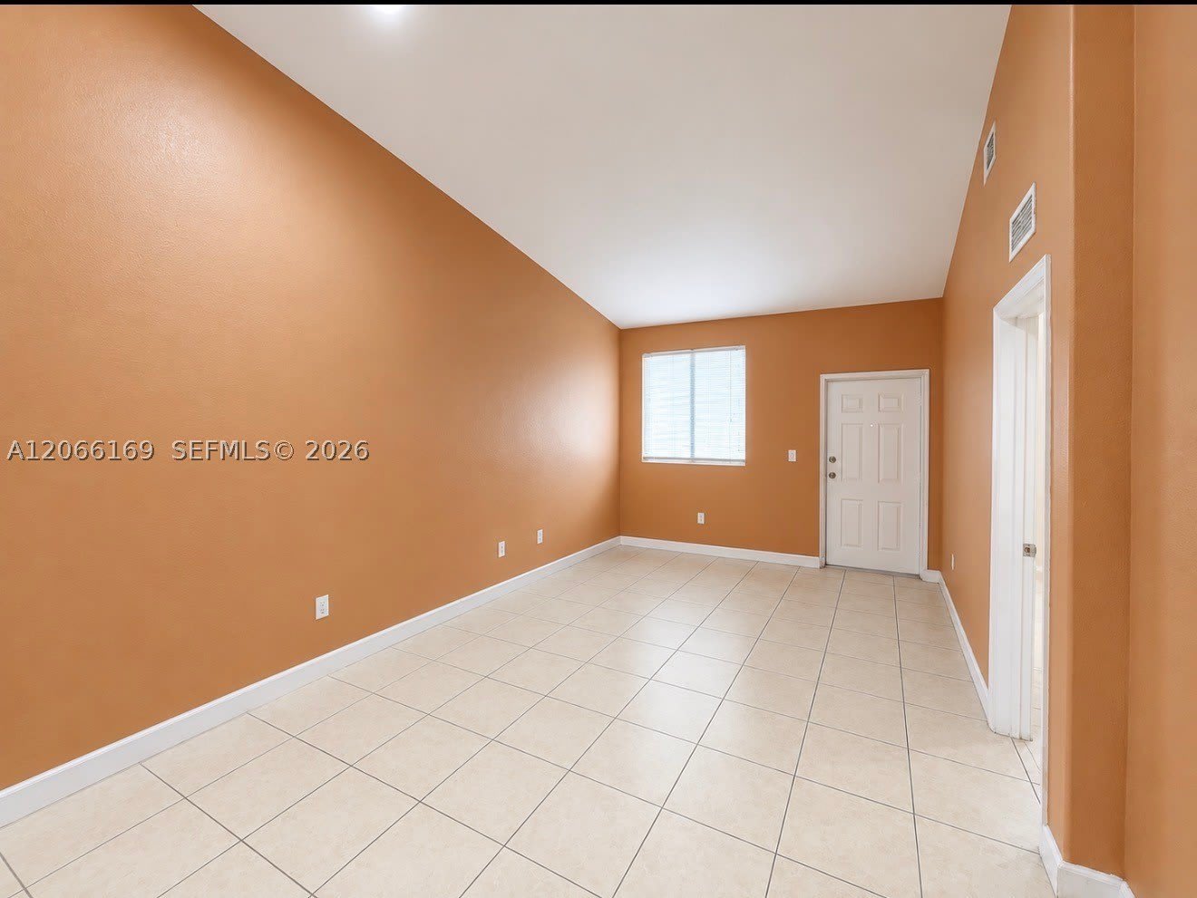 2811 Se 17Th Ave – photo 4