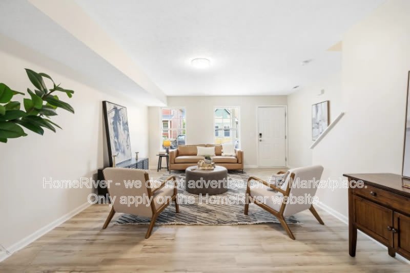 18 E Caven St – photo 4