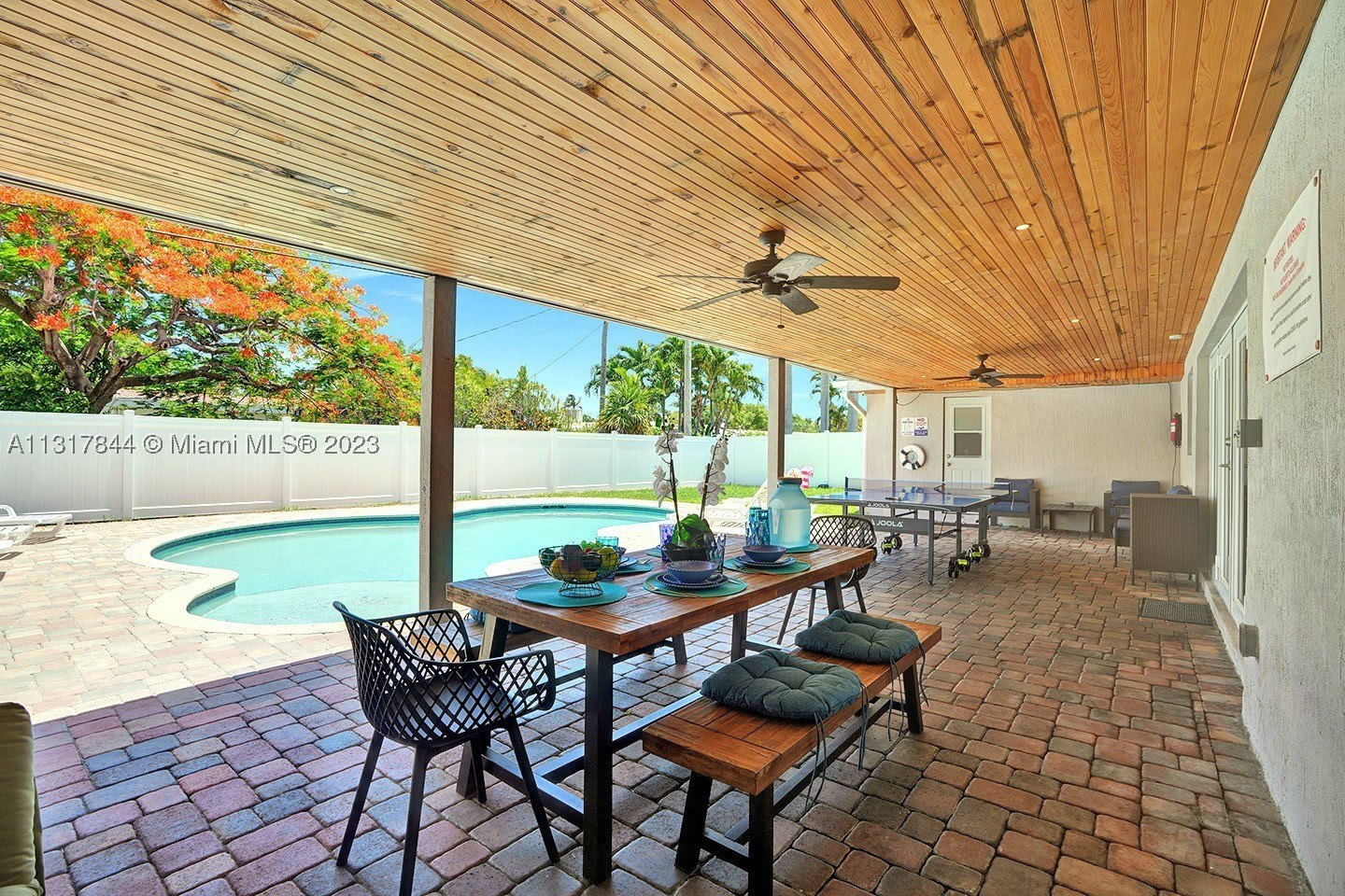 1301 Rodman St – photo 5
