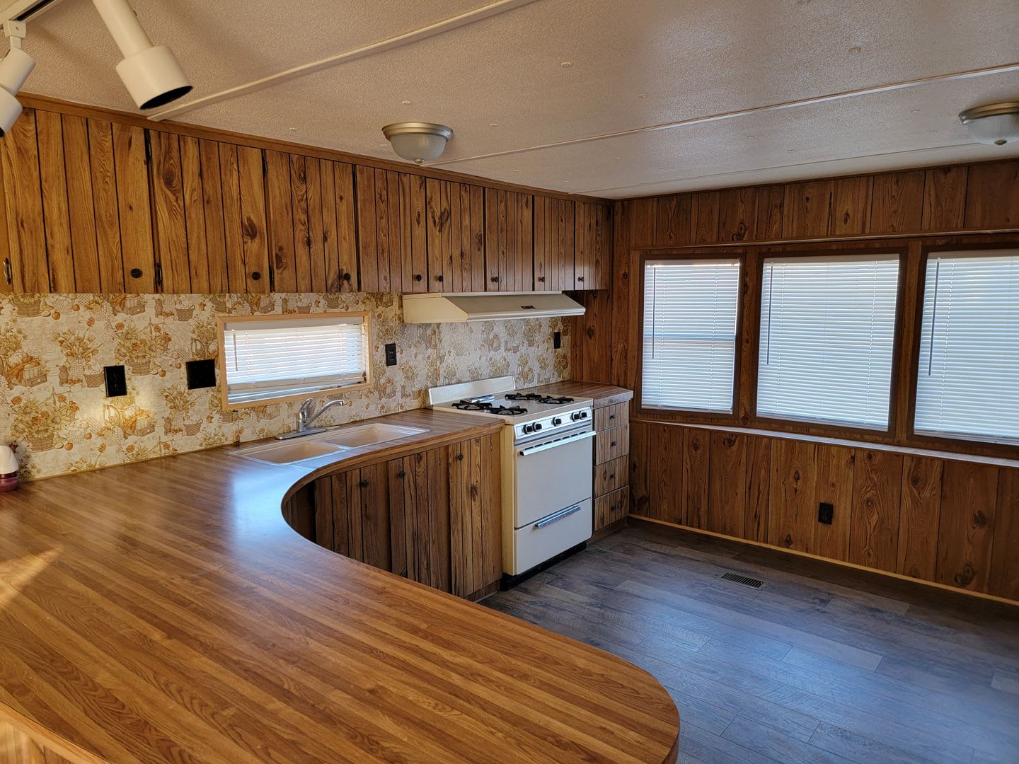 3 Bedroom Located In Bullhead City – photo 3