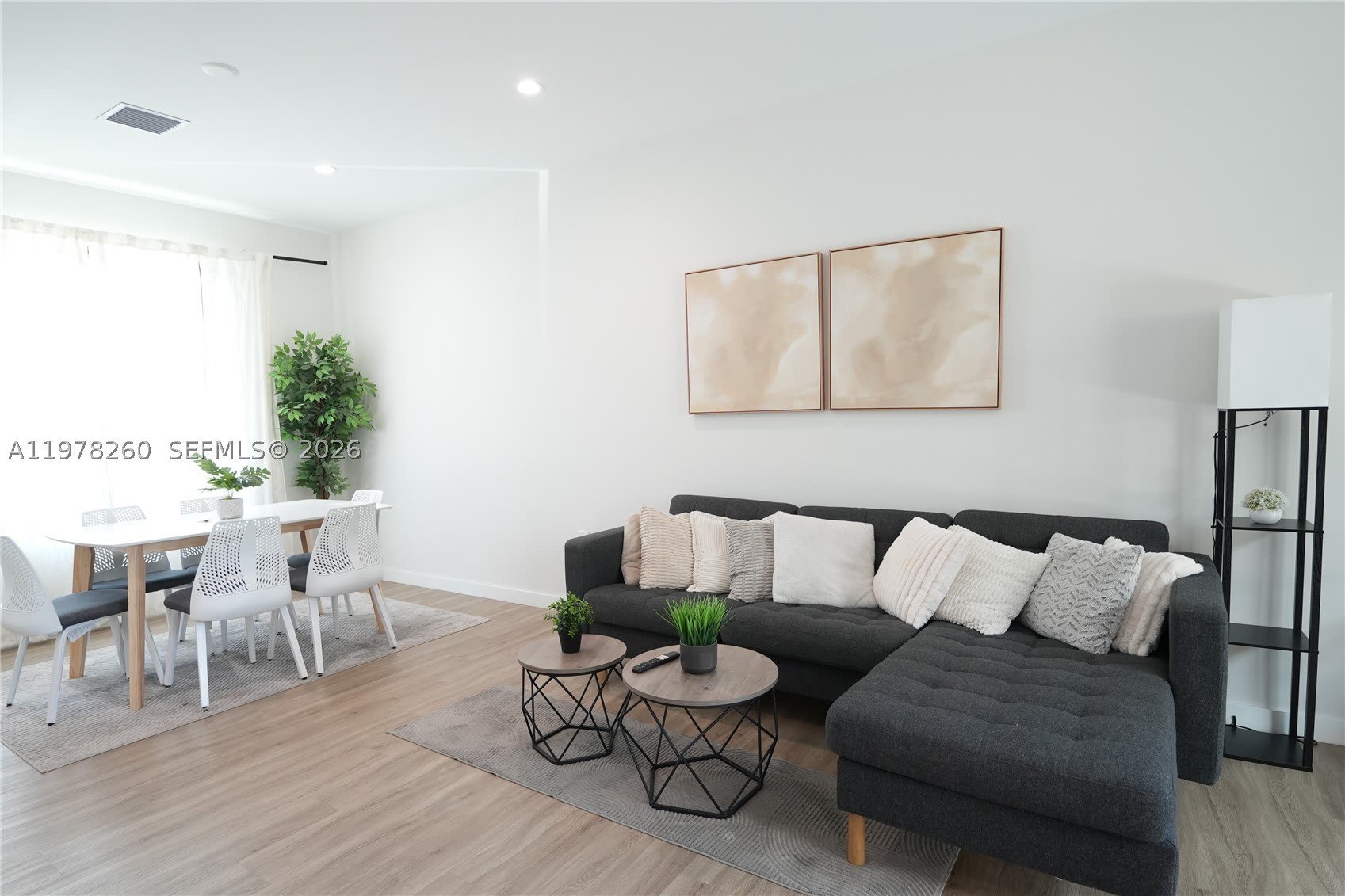 211 Se 4Th St – photo 5