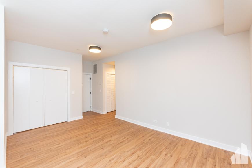 658 W Wrightwood – photo 4
