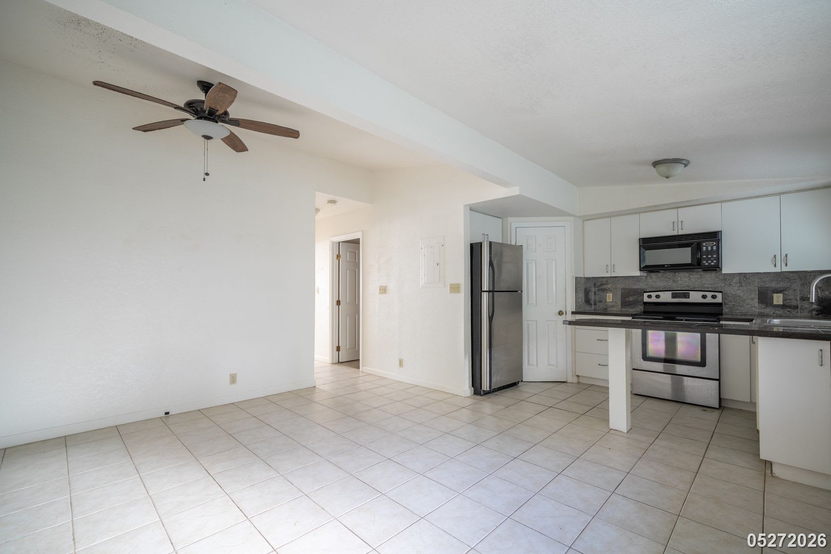 3100 2 Bed 1 Bath 1 Parking In Waialua – photo 3
