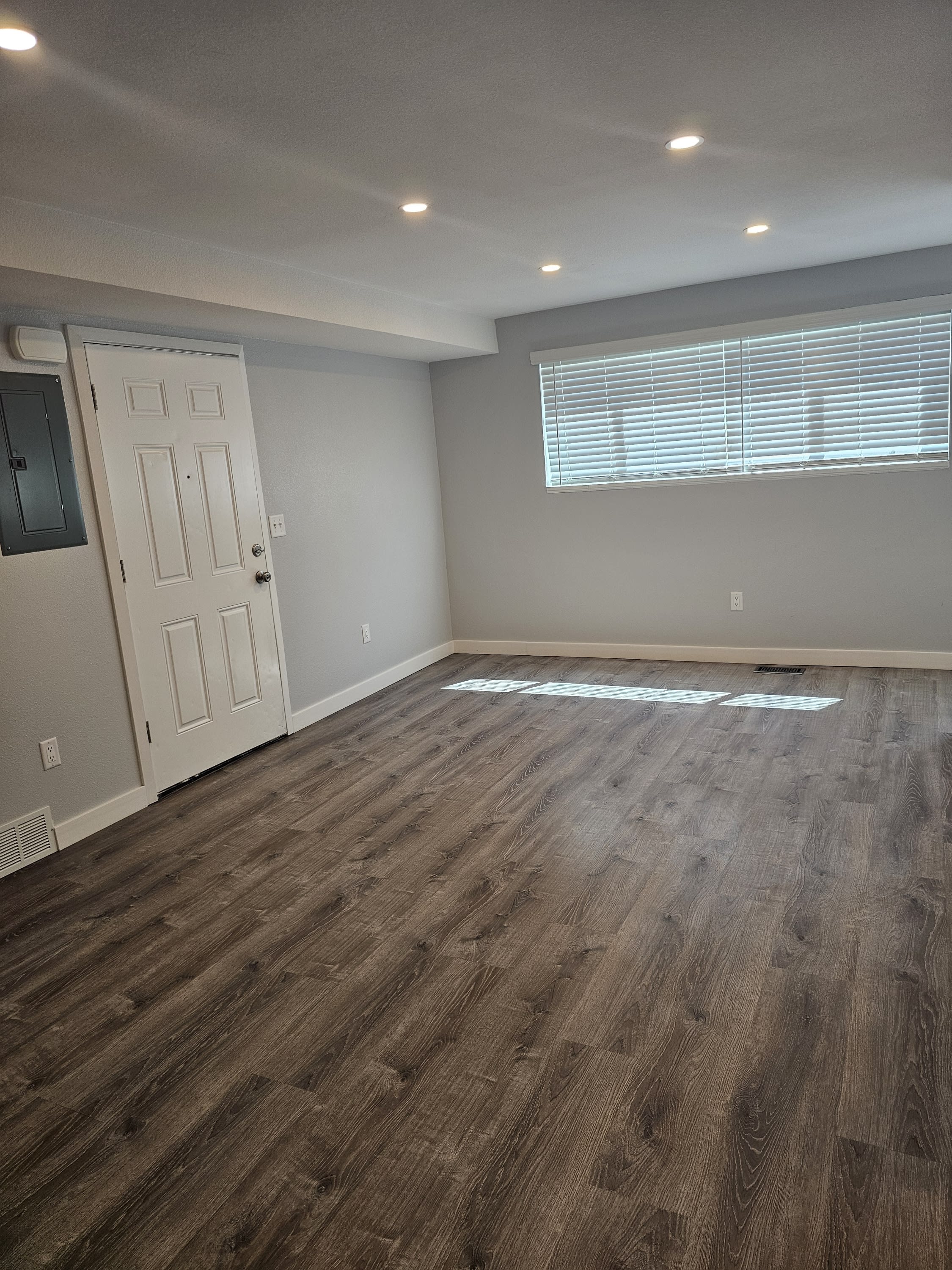 813 North Riverside Drive A – photo 5