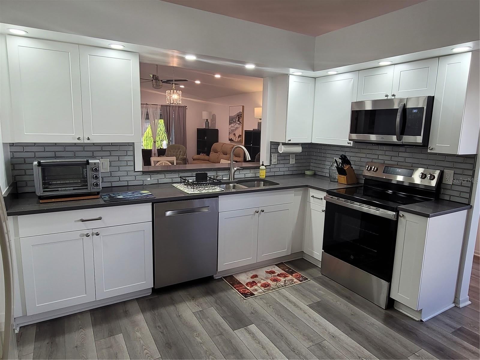 14277 PALM Terrace – photo 4