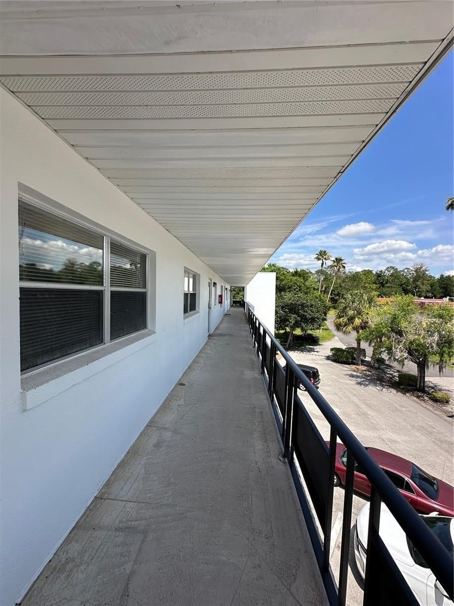 100 EL CAMINO Drive – photo 2