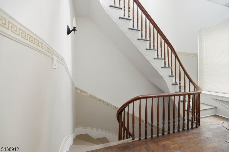 3 W Fairview Ave – photo 5
