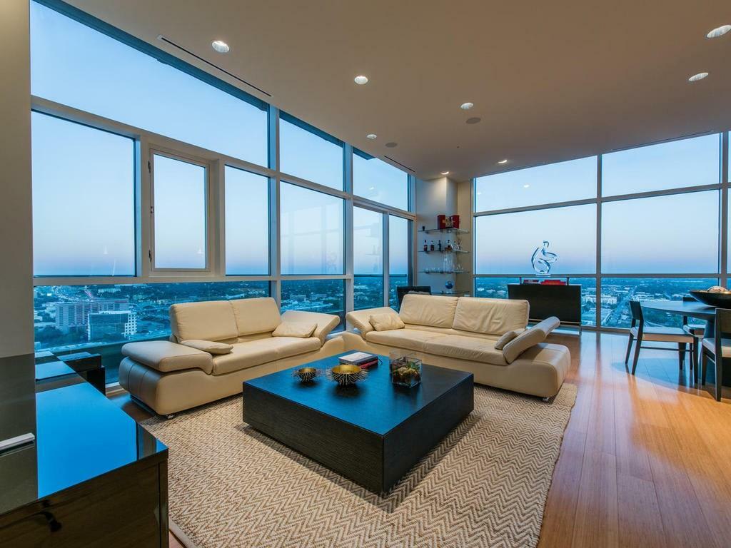 555 East 5th Street – photo 5