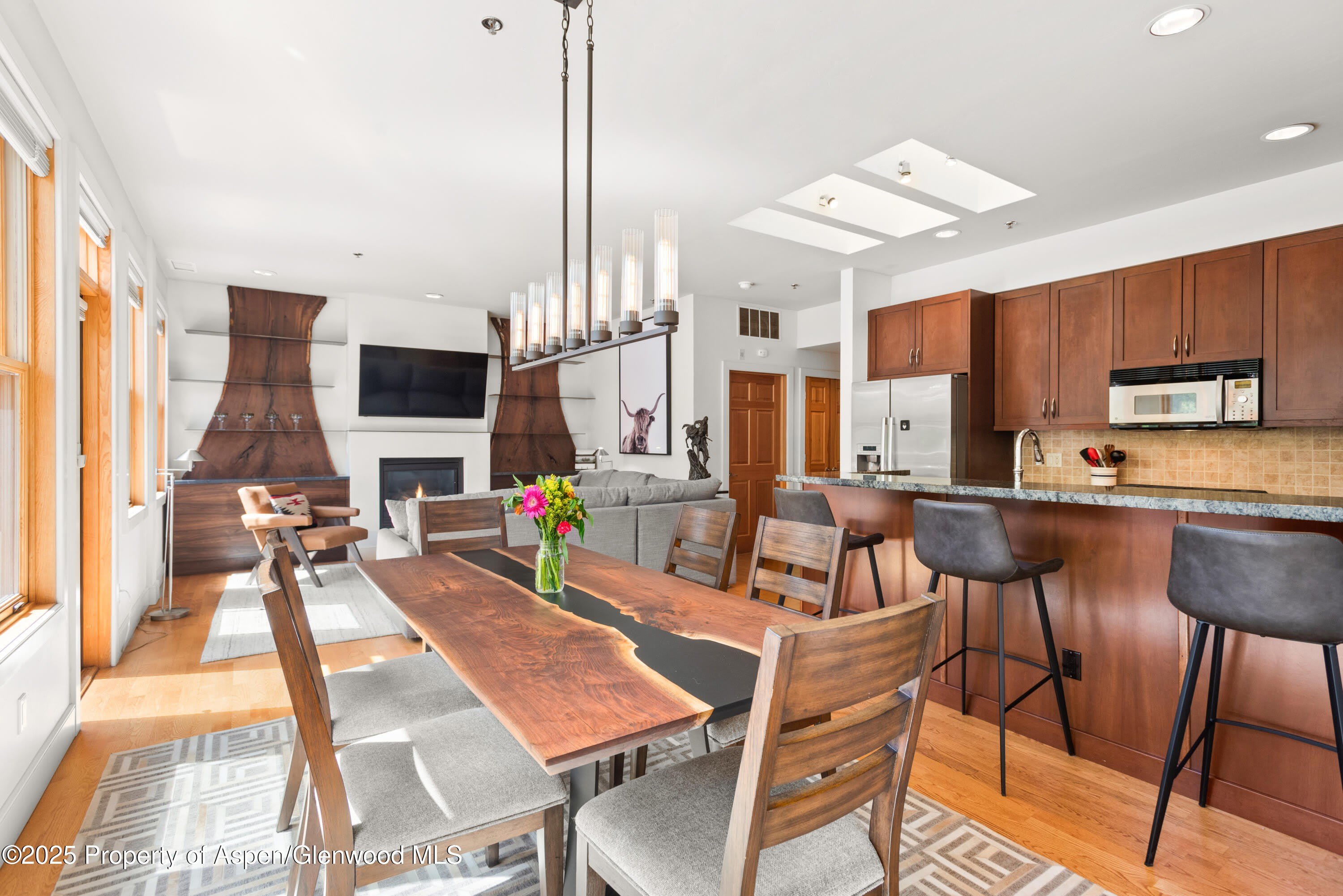 227 Midland Avenue – photo 2