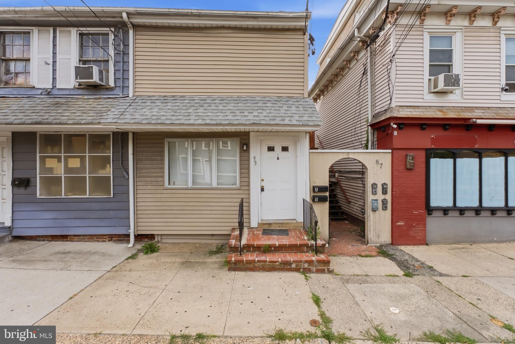93 Washington Street – photo 3