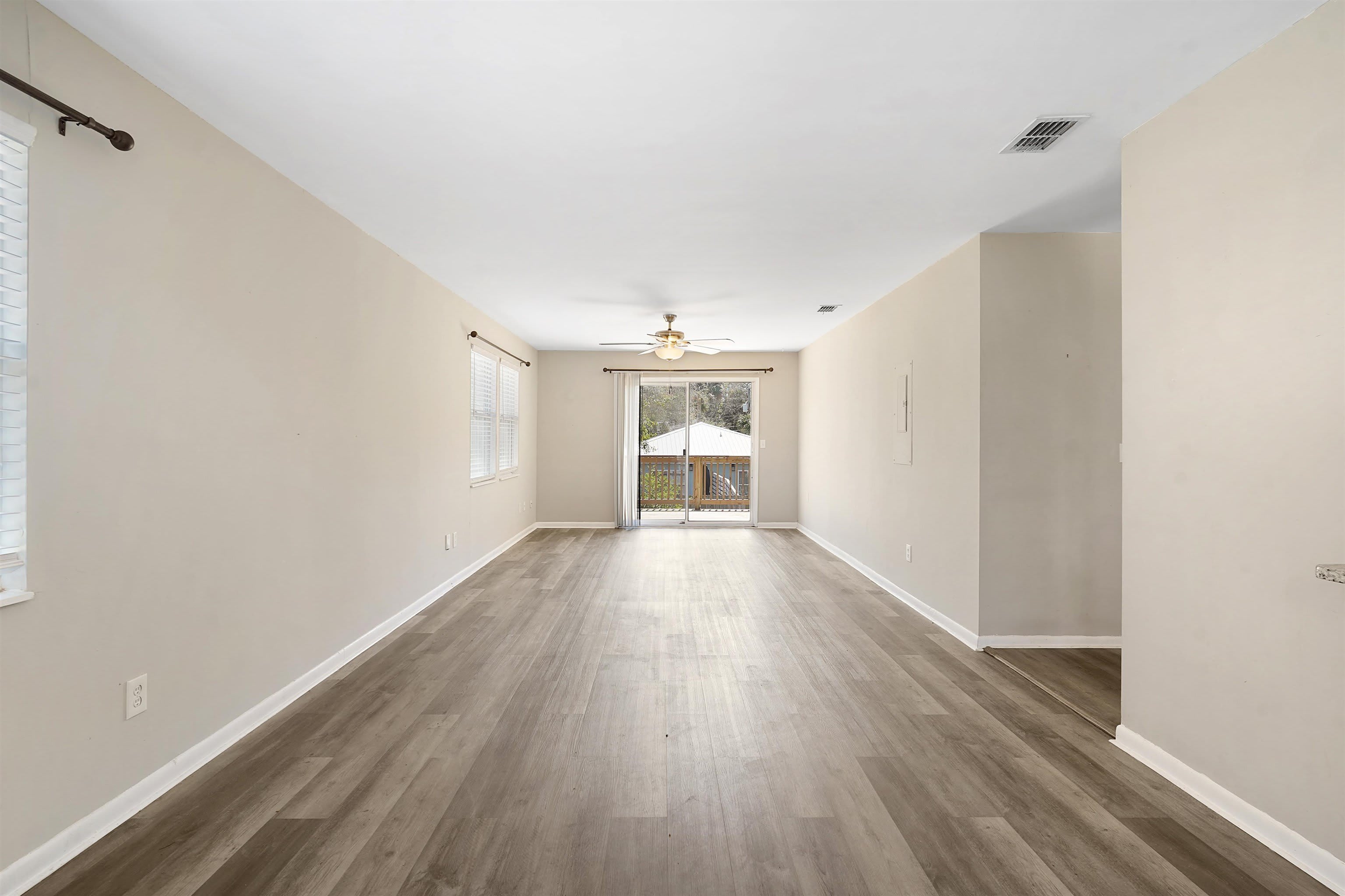 207 9th Street – photo 2