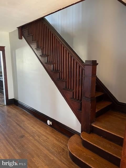 535 BRIDGE Street – photo 3