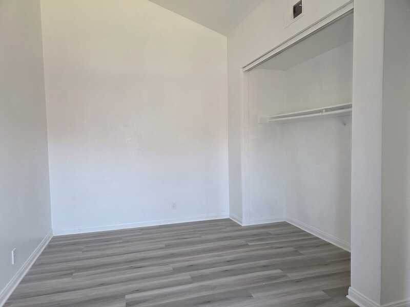 1227 East Pasadena Street – photo 5