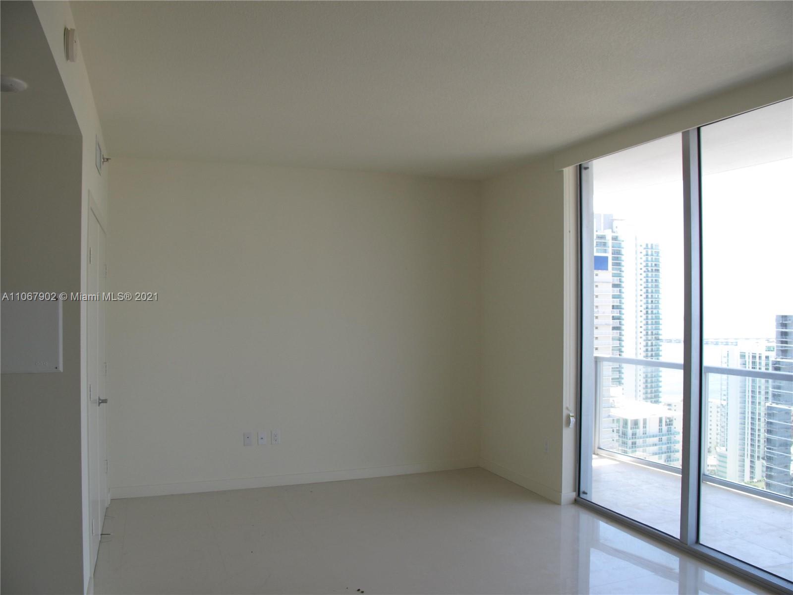 1050 Brickell Ave – photo 3