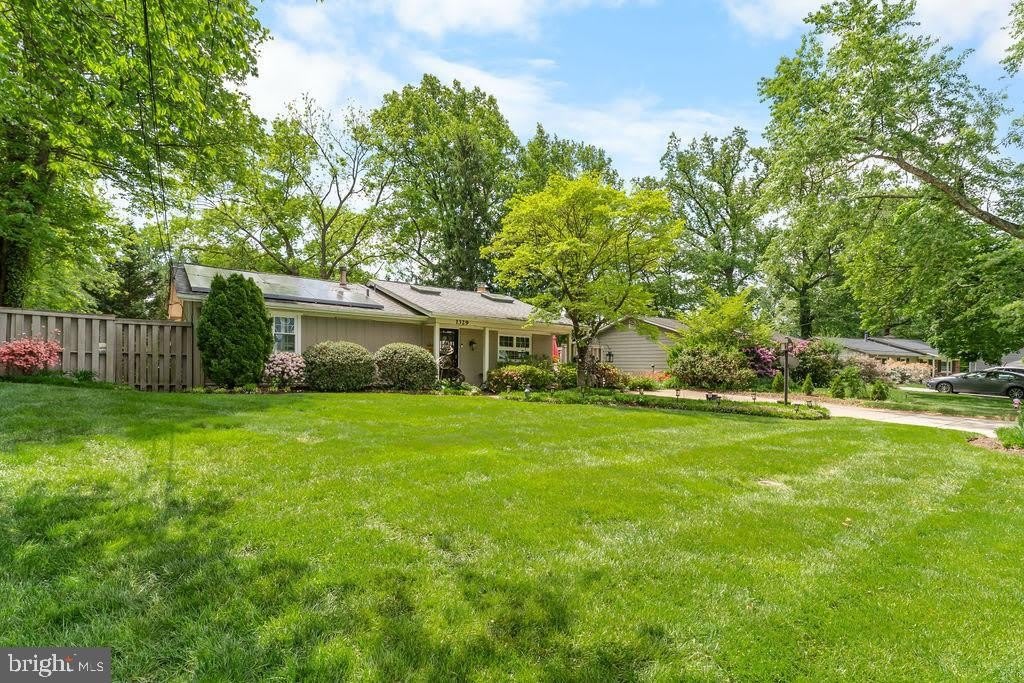 1329 Gresham Road – photo 3