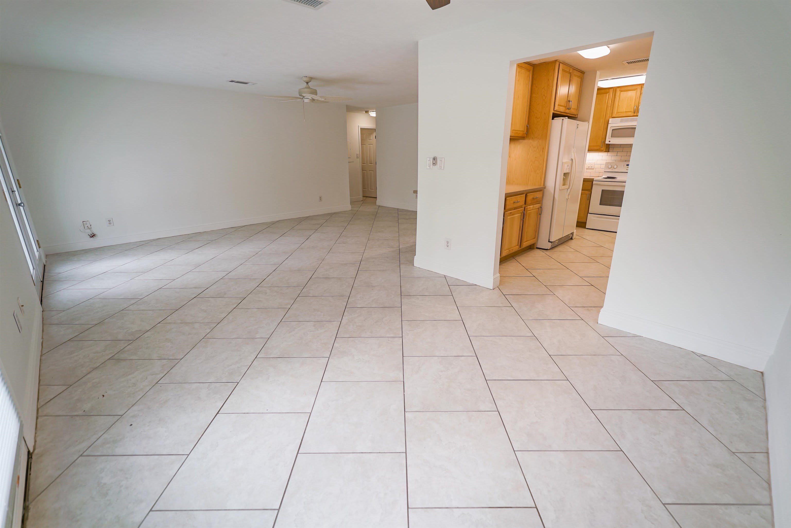 251 S Villas Court – photo 5