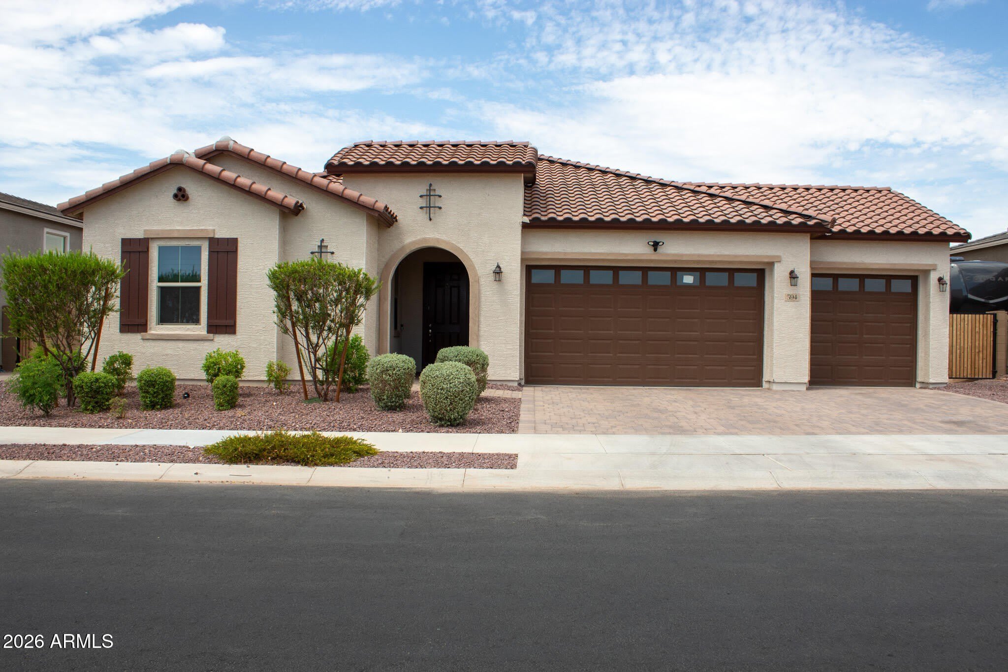594 S 174th Lane – photo 1