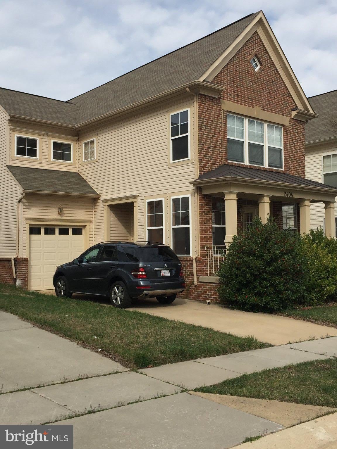 2404 ALMHOUSE Drive – photo 1