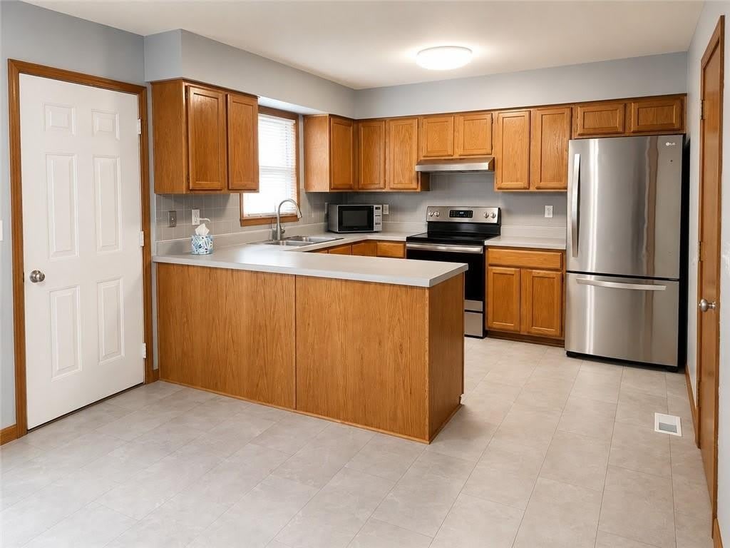 227 E Colleen Drive – photo 4