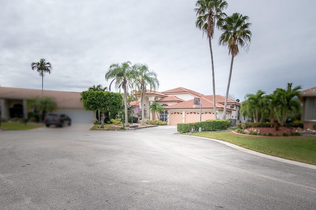 4968 Nw 106th Way – photo 1