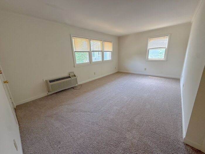 705 Daniels Street – photo 2