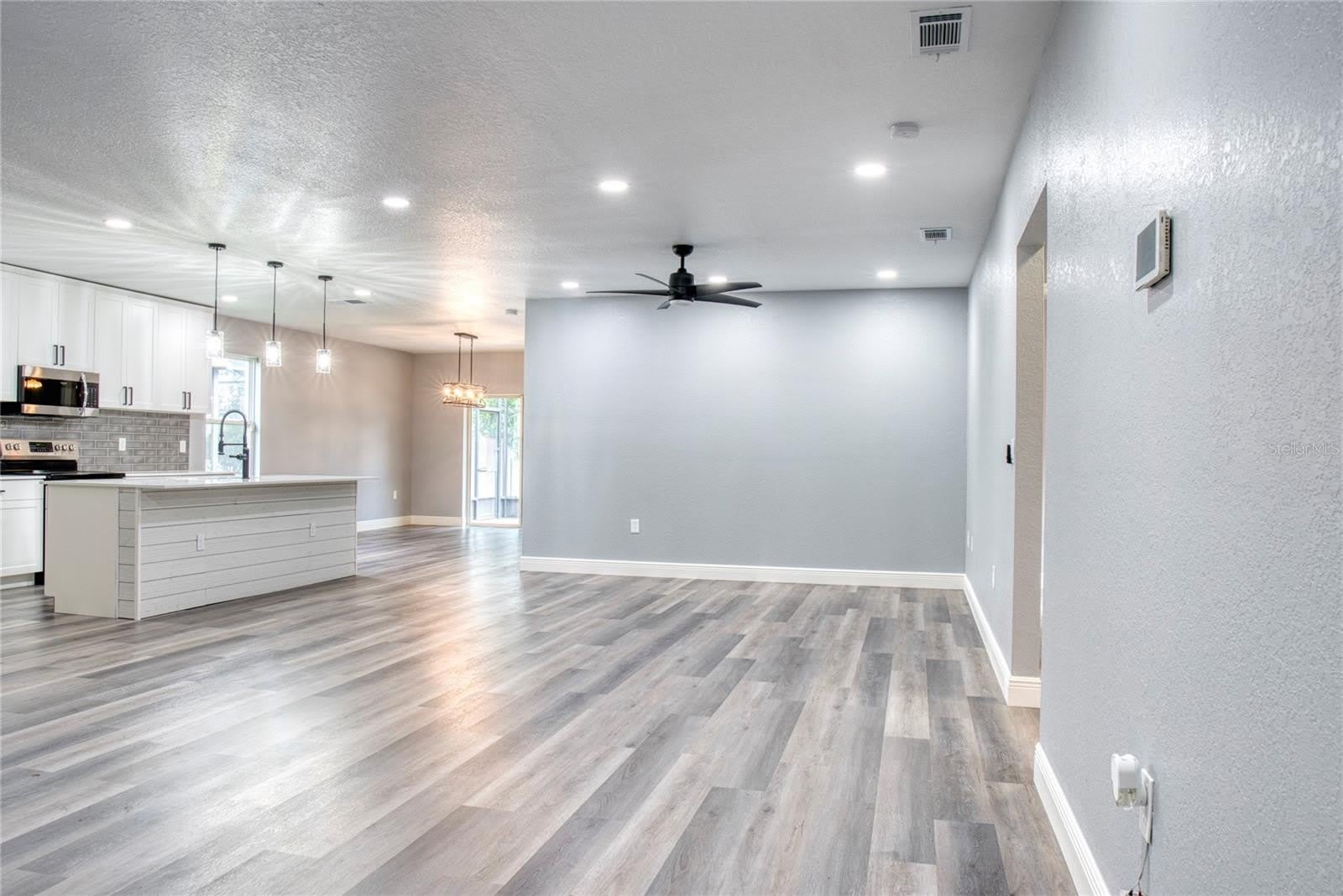 3711 JULIUS ESTATES Boulevard – photo 2