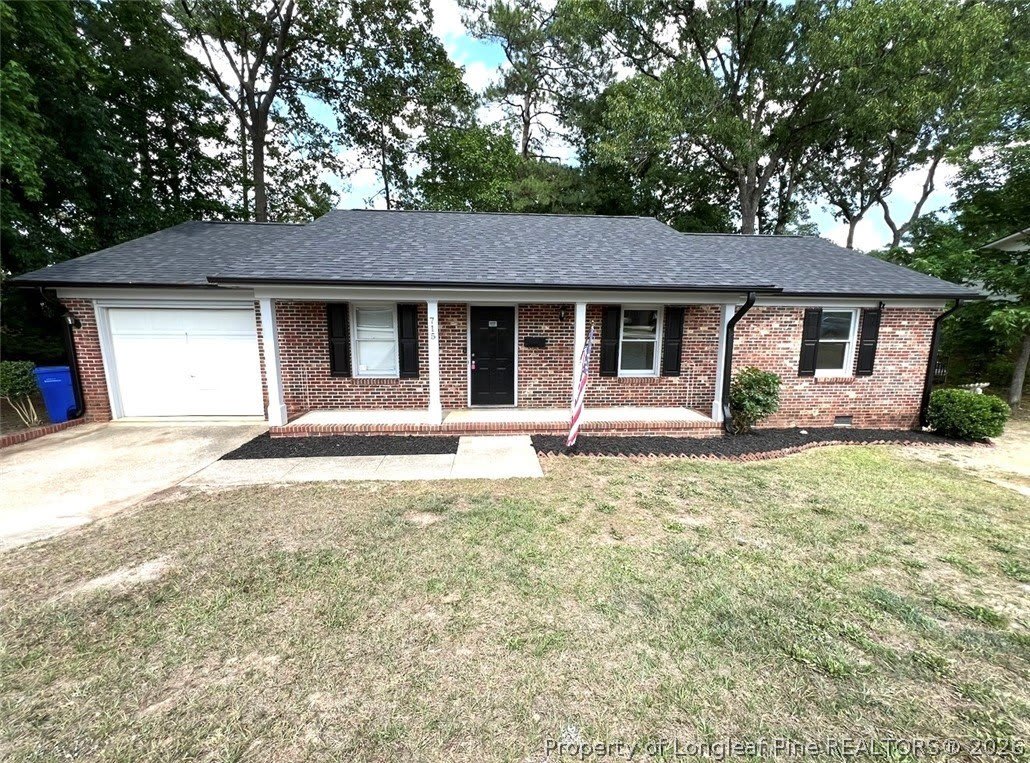 715 Ashburton Drive – photo 1