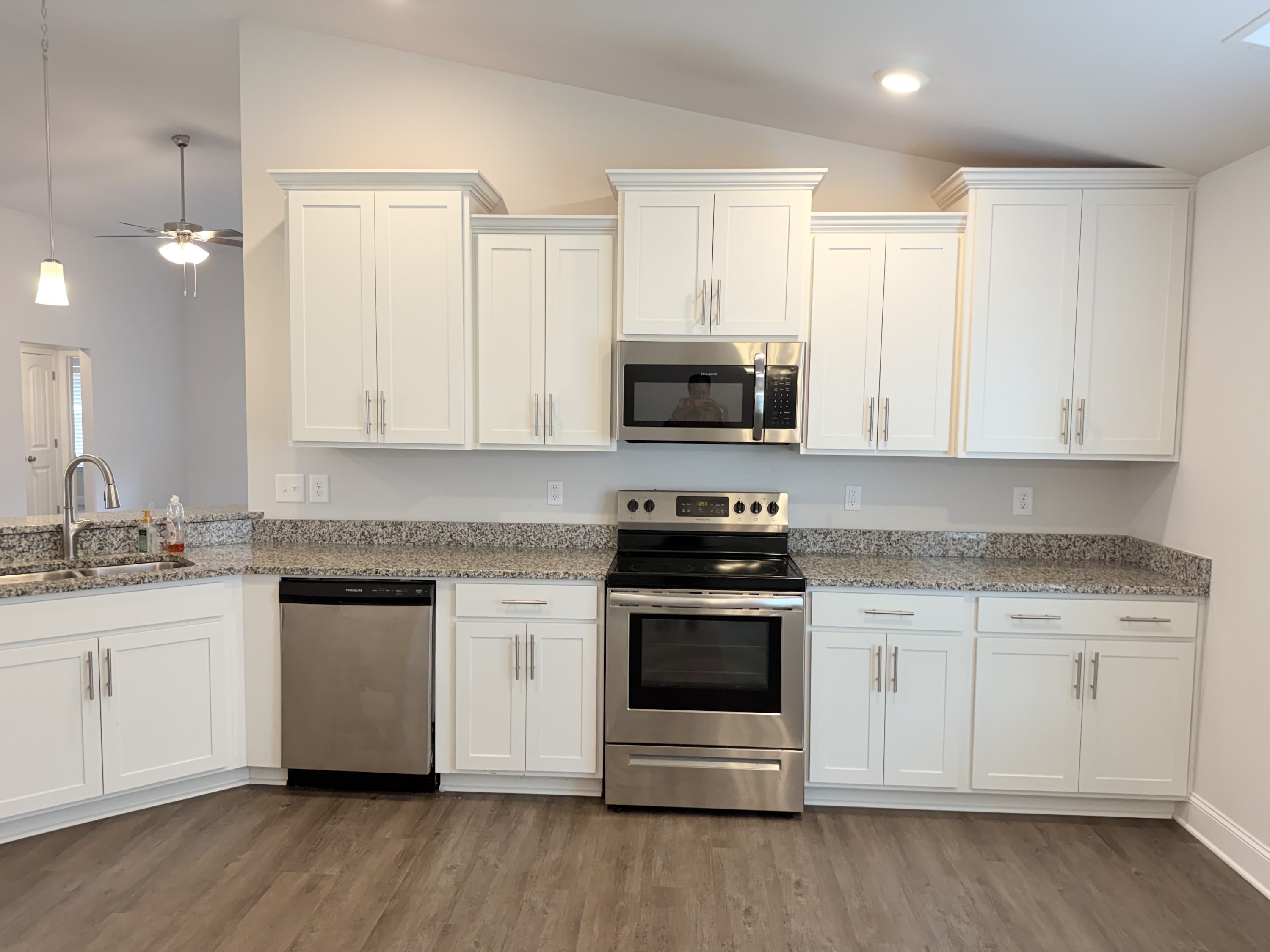 214 Alonzo Toney Drive – photo 3