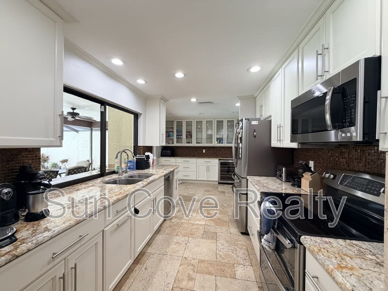 13550 Avista Dr – photo 3