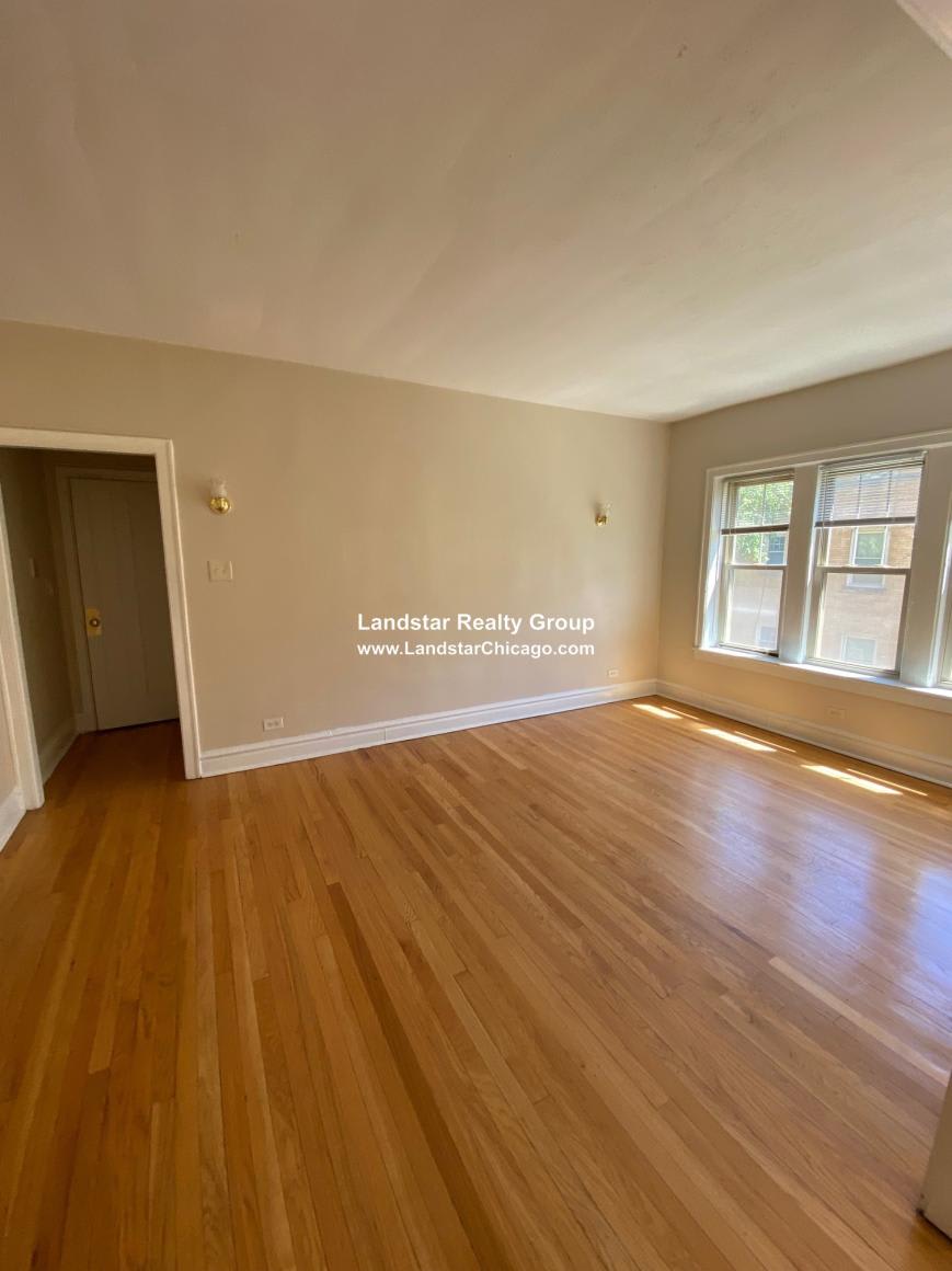 918 Reba Pl. – photo 4