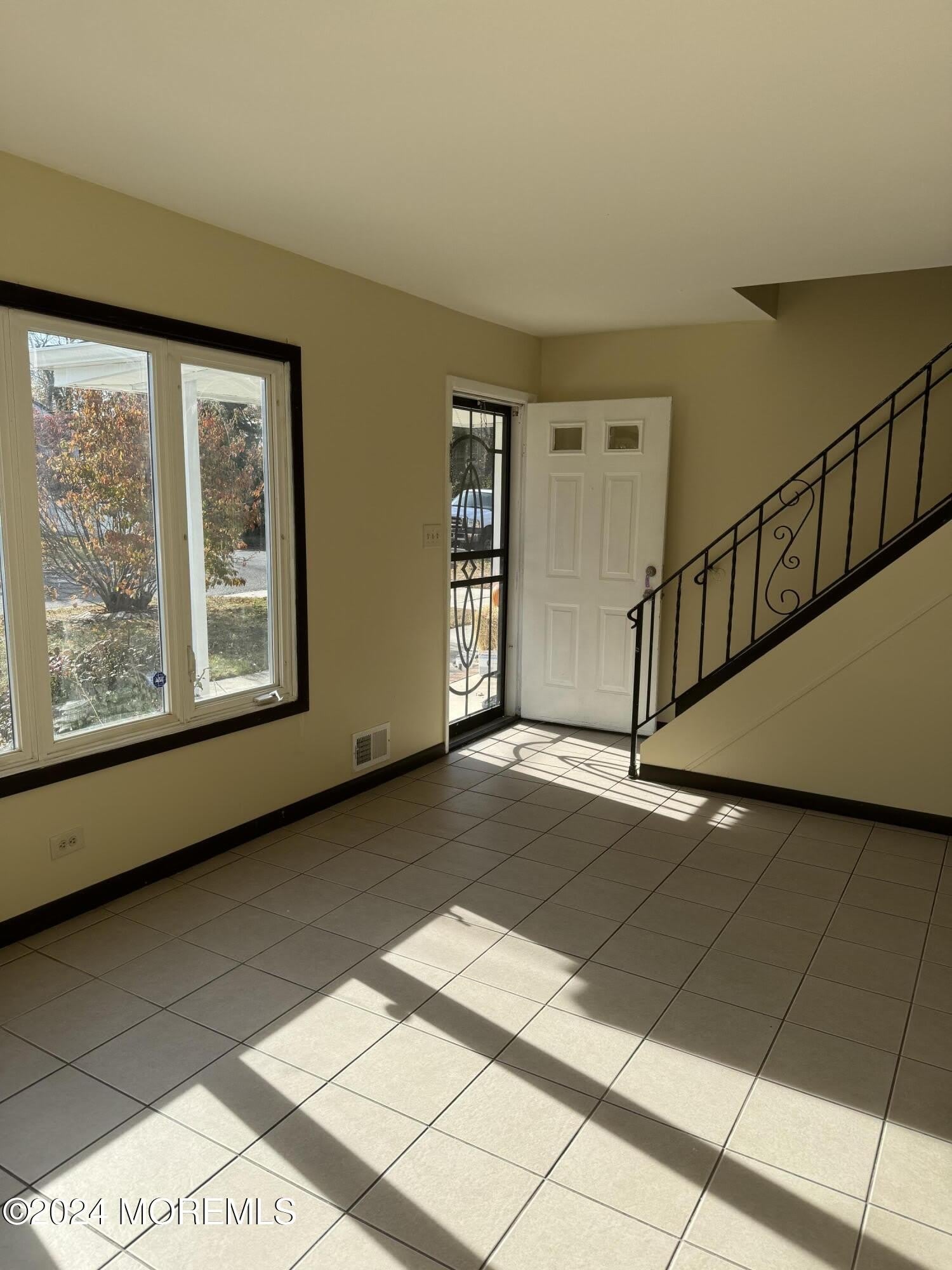 2103 Rutherford Avenue – photo 2