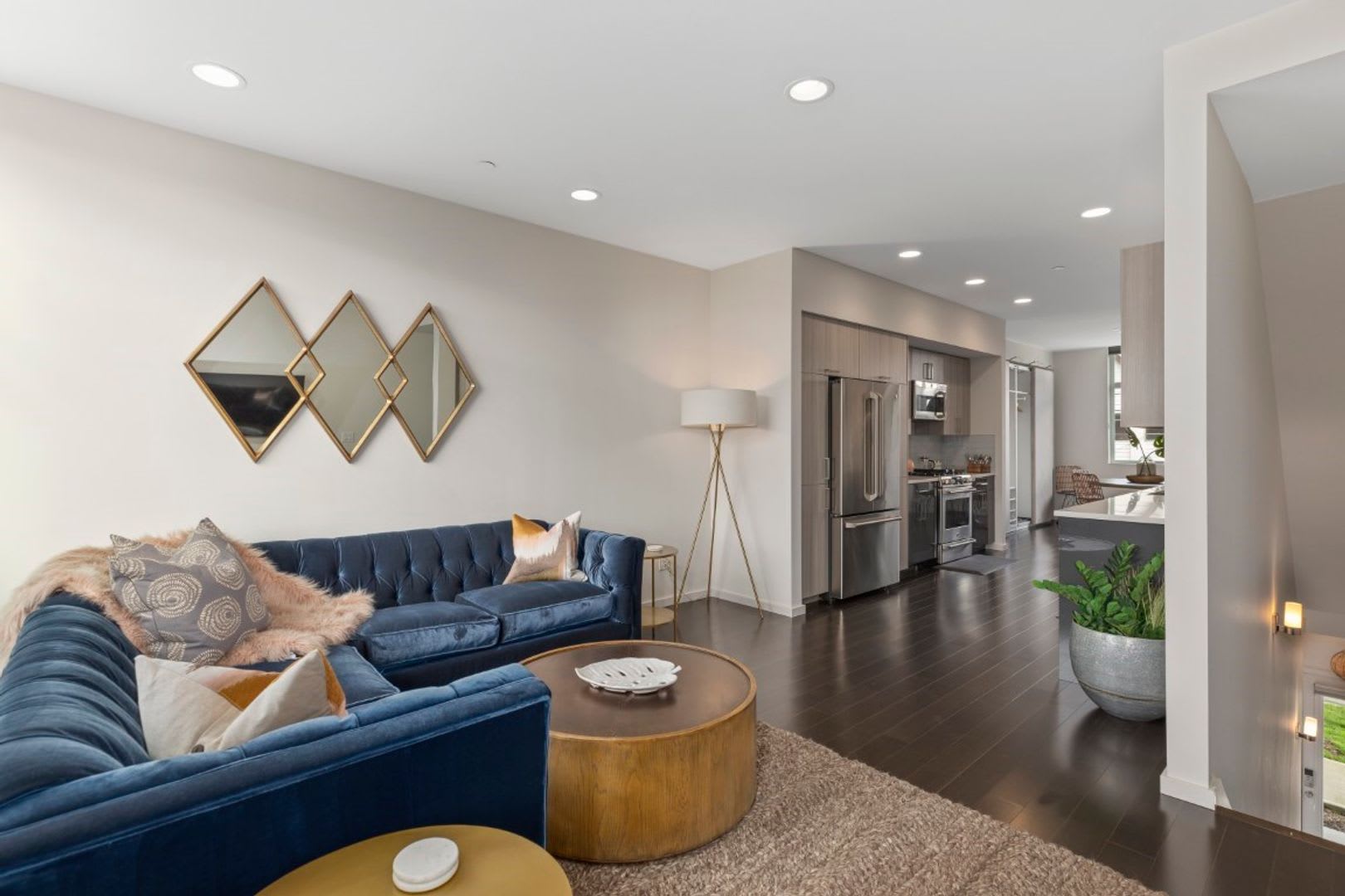 4Bd 3Ba Seattle Townhome – photo 4