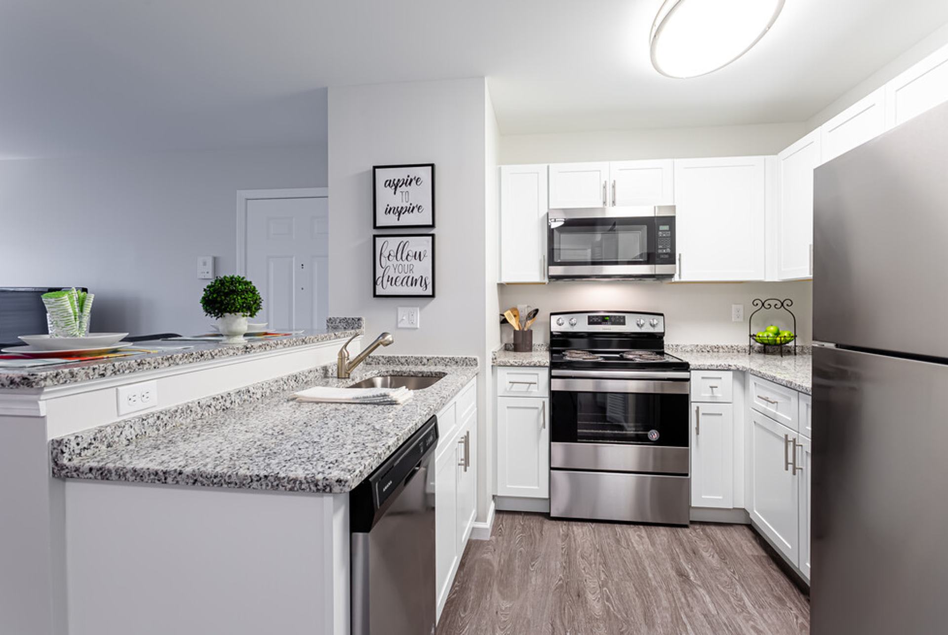 Northwoods Apartments – photo 2