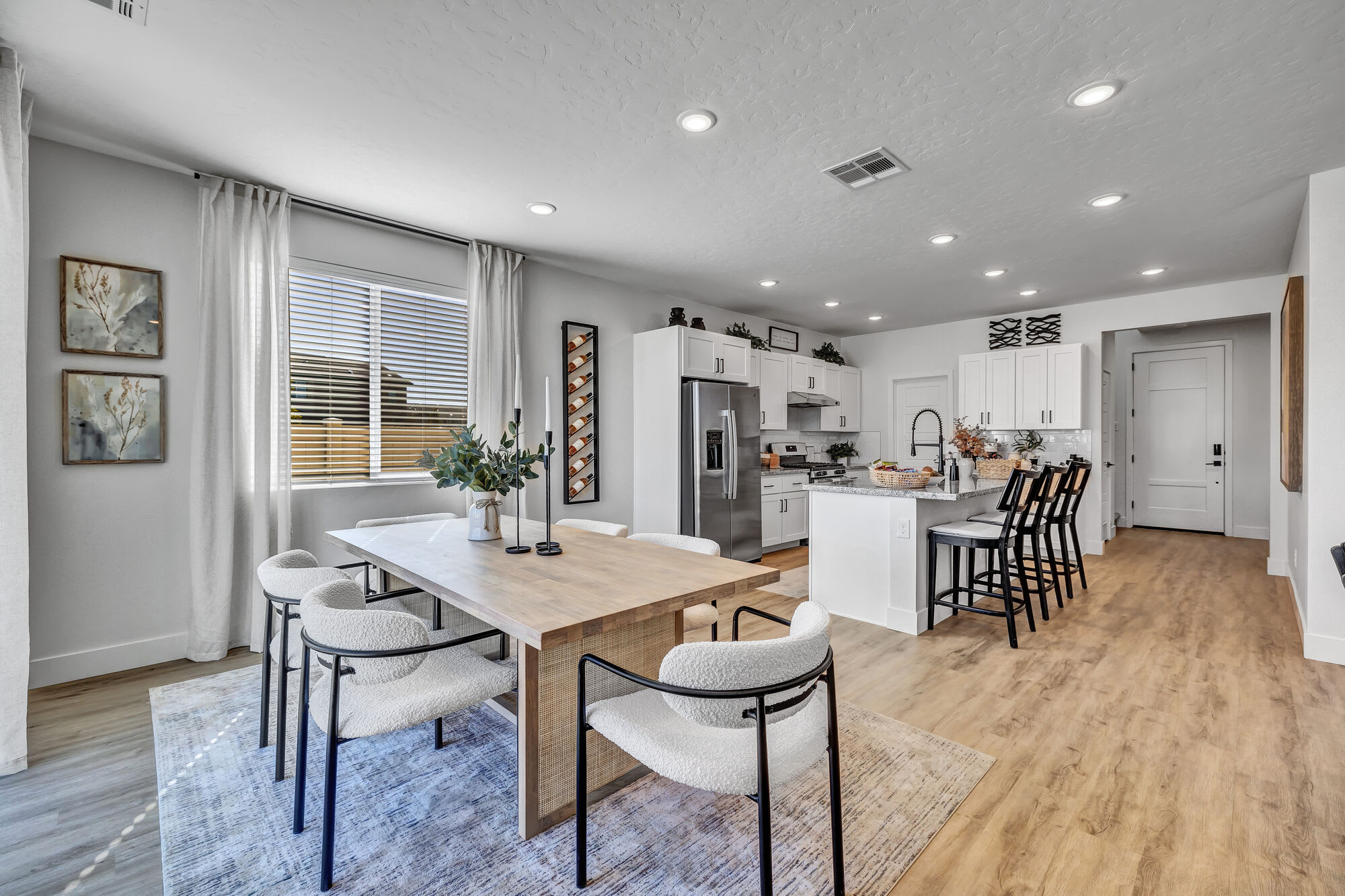 BB Living at The Oaks – photo 5
