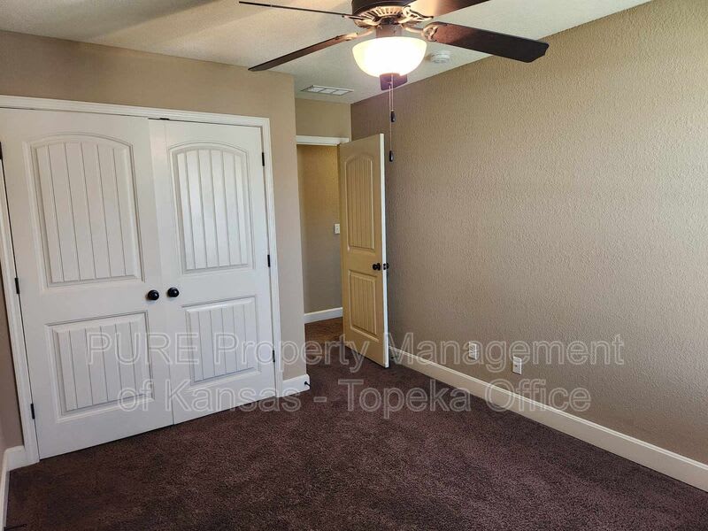 9426 N Lenox Ave – photo 3